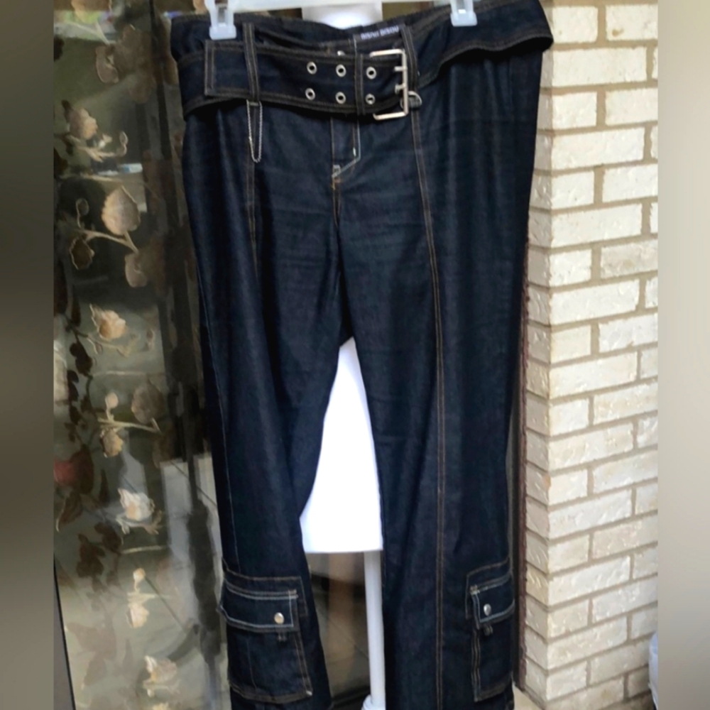 NWOT Bisou Bisou Capri jeans